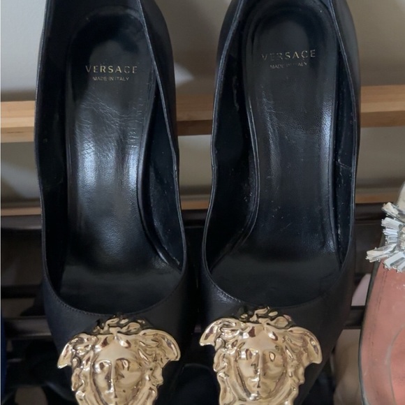 Authentic Versace heels - Picture 5 of 6